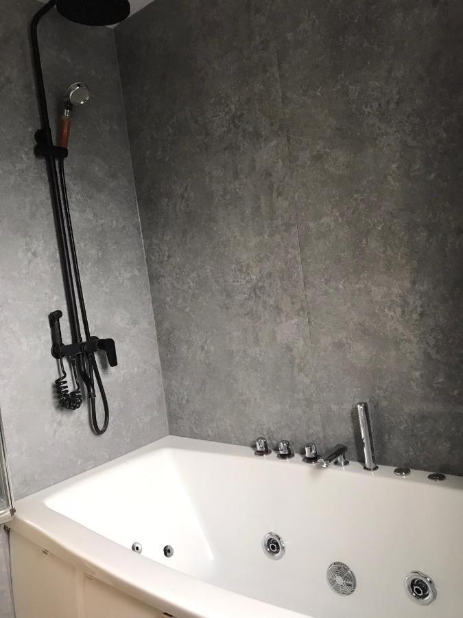 Double Room Next To Burnham Elizabeth Line Station Слау Экстерьер фото